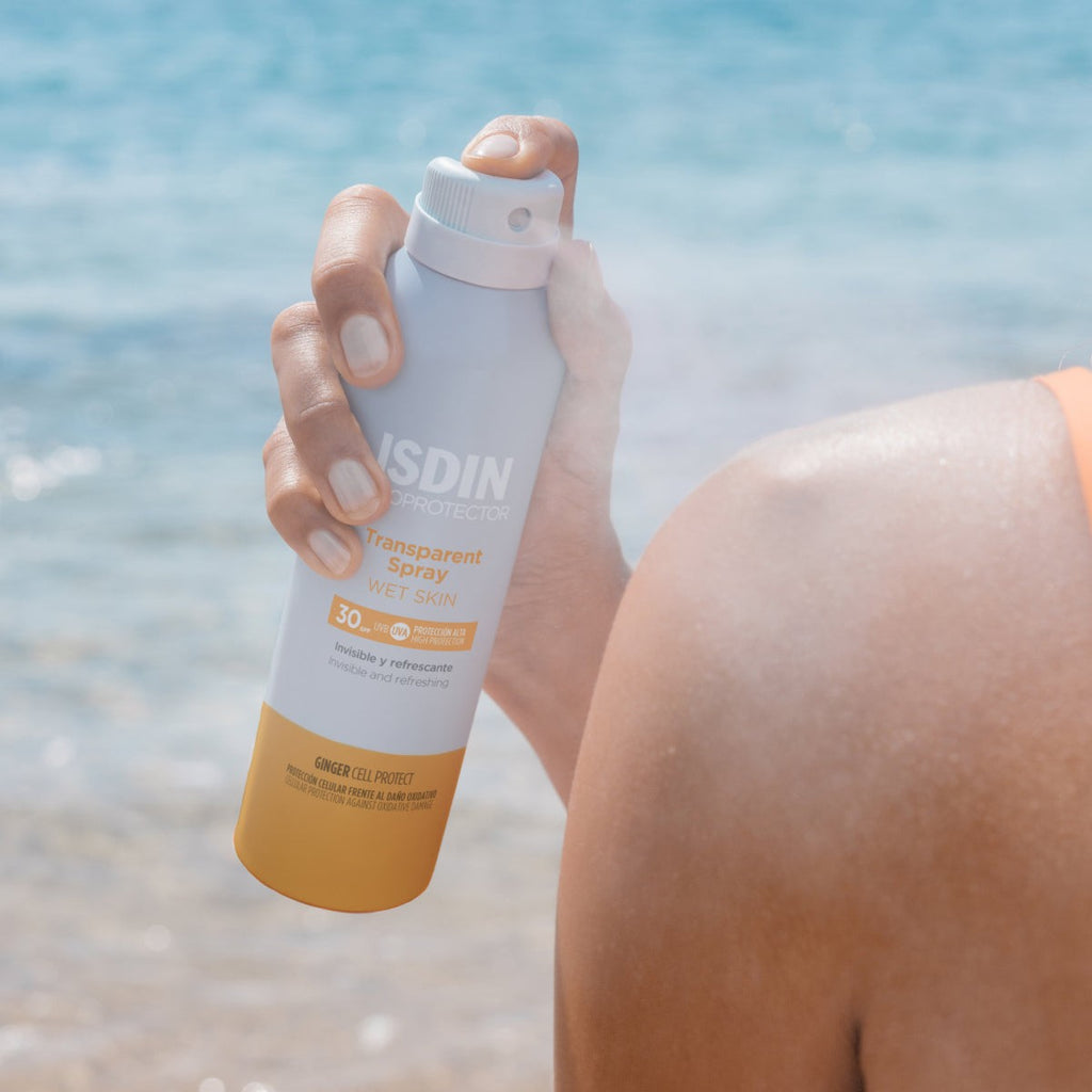 ISDIN Photoprotector Transparent Spray Wet Skin SPF 50+ - 250ml | ازدن بخاخ واقي شمسي شفاف spf50+ - 250 مل