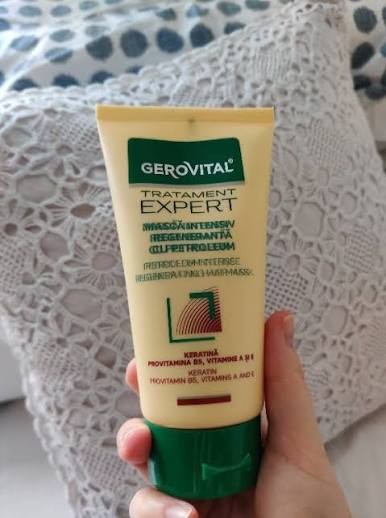 تقدم Gerovital (جيروفيتال) مجموعة متنوعة من أقنعة الشعر ضمن خط إنتاجها