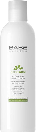 لوشن Babé Stop AKN Astringent Tonic، وهو تونر منعش وقابض للمسام مصمم خصيصاً للعناية بالبشرة الدهنية أو المختلطة والمعرضة لحب الشباب