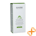 Babé Stop AKN Keratolytic Fluid، وهو سائل مقشر مُصمم خصيصاً للعناية بالبشرة الدهنية أو المعرضة لحب الشباب.