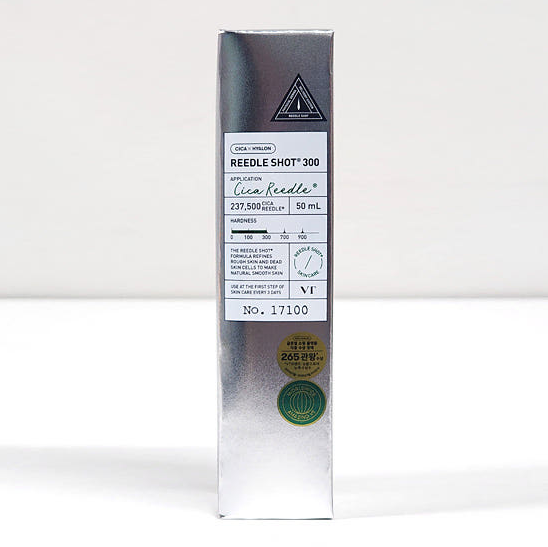VT Cosmetics Reedle Shot 100، وهو سيروم كوري شهير للعناية بالبشرة.