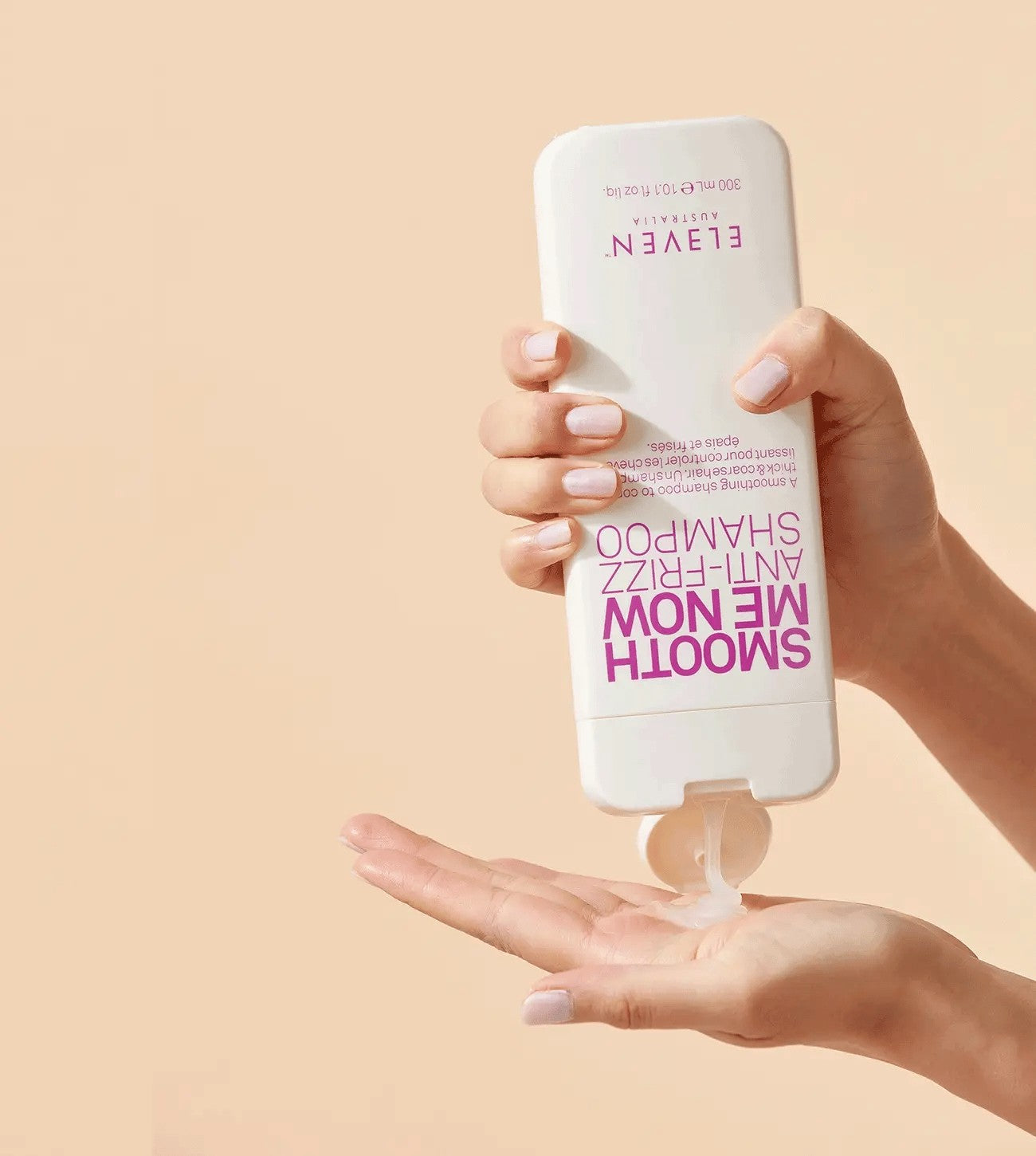 Eleven Australia Smooth Me Now Anti-Frizz Shampoo - 300ml | إليفن أستراليا شامبو سموث مي ناو المضاد لتجعد الشعر- 300 مل
