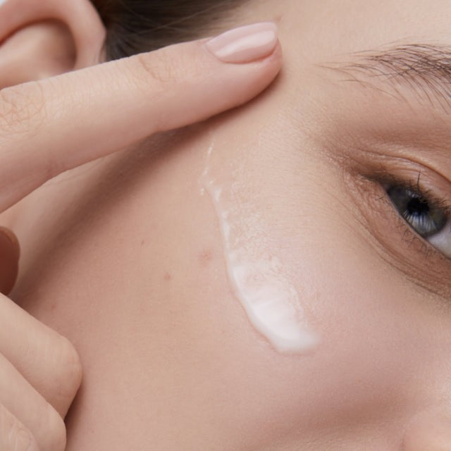 Biotopix Specific Eye Bags and Dark Circles Cream من إنتاج شركة LSI Silderma