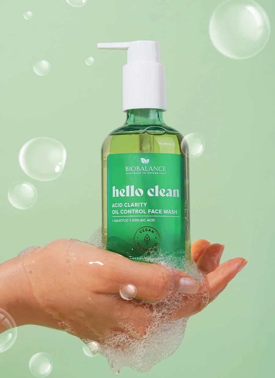 BIOBALANCE Hello Clean Acid Clarity Oil Control Face Wash – 250ml | بيو بالانس غسول بالأزيليك والساليسيليك للبشرة الدهنية والمعرضة للحبوب – 250 مل