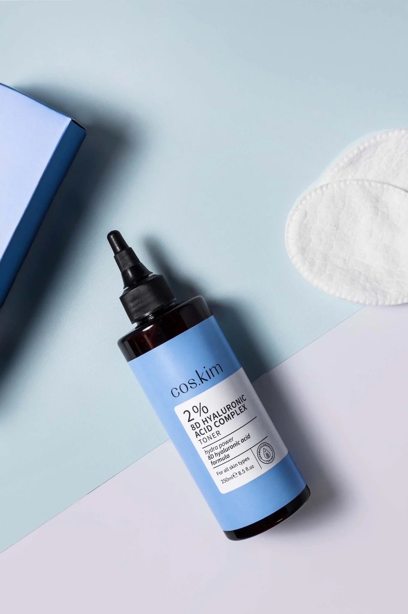 COS.KIM 2% 8D Hyaluronic Acid Complex Toner – 250ml | كوس كيم تونر متعدد الهيالورونيك لترطيب البشرة وامتلائها – 250 مل