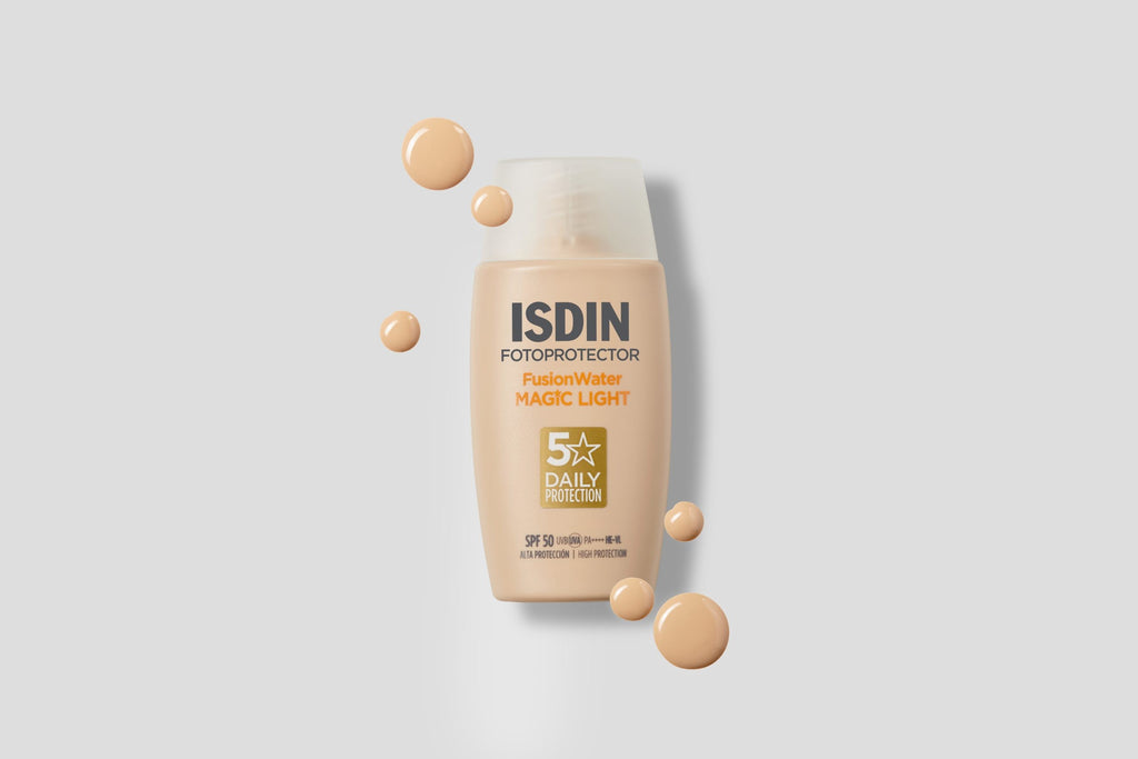 ISDIN Fotoprotector Fusion Water MAGIC Light SPF 50 – 50ml | إيزدين واقي شمس ملون للوجه SPF 50 درجة فاتحة – 50 مل