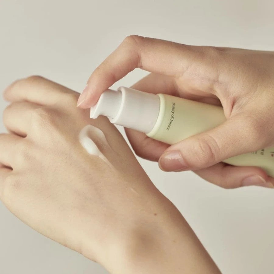 سيروم لتفتيح البشرة بالسنتيلا وفيتامين سي Light On Serum Centella + Vita C